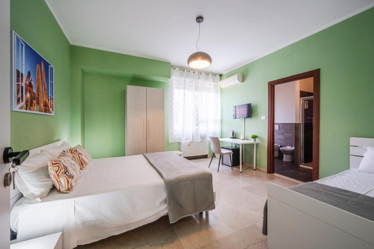 Hotel Made In Bo Bologna Zimmer foto